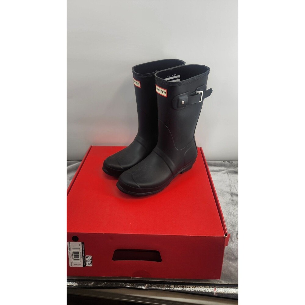 Hunter NIB Woman's Size 8 Classic Black Original Short Rubber Rain Boots